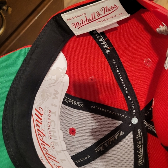 Mitchell & Ness Ohio State Red & Black Snapback Hat - Picture 5 of 6